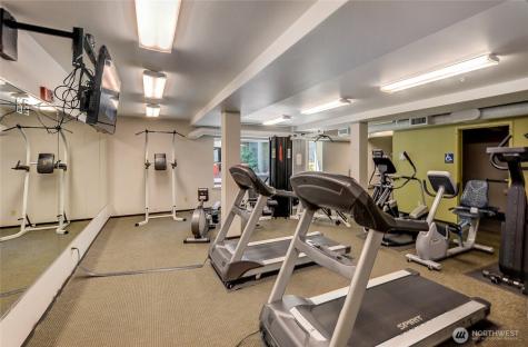 2717 Western Avenue Seattle WA 98121