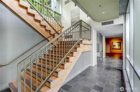 2717 Western Avenue Seattle WA 98121