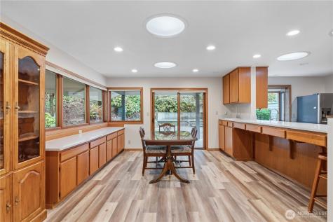 2955 Glenwood Drive Longview WA 98632