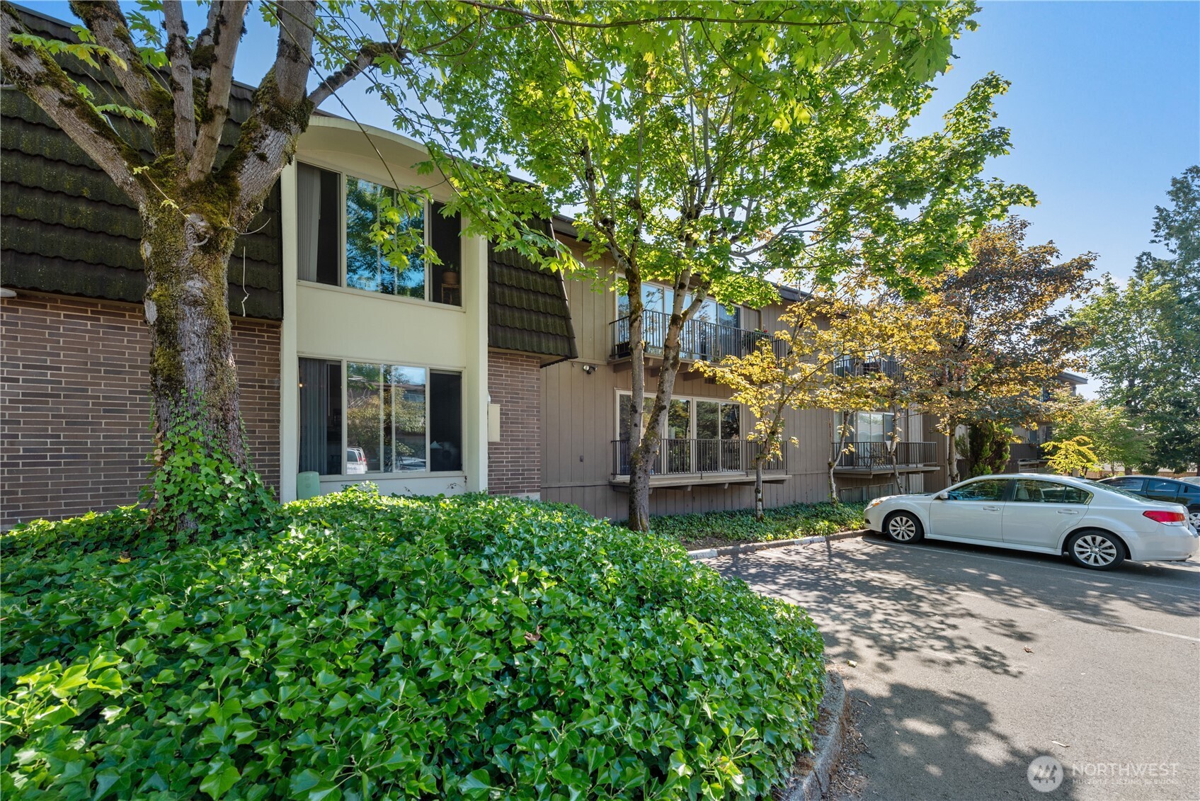 11006 NE 68th Street Kirkland WA 98033