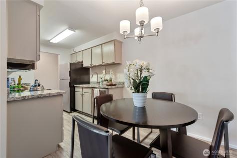 11006 NE 68th Street Kirkland WA 98033
