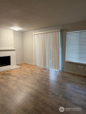 957 12th Street NE Auburn WA 98002