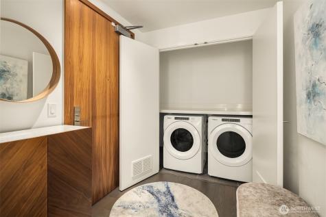 188 Bellevue Way NE Bellevue WA 98004