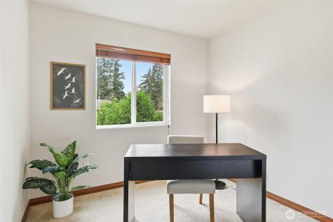2502 204th Place SW Lynnwood WA 98036