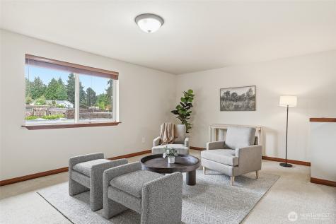 2502 204th Place SW Lynnwood WA 98036