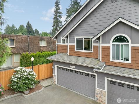 2502 204th Place SW Lynnwood WA 98036