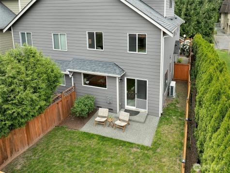 2502 204th Place SW Lynnwood WA 98036