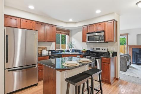 2502 204th Place SW Lynnwood WA 98036