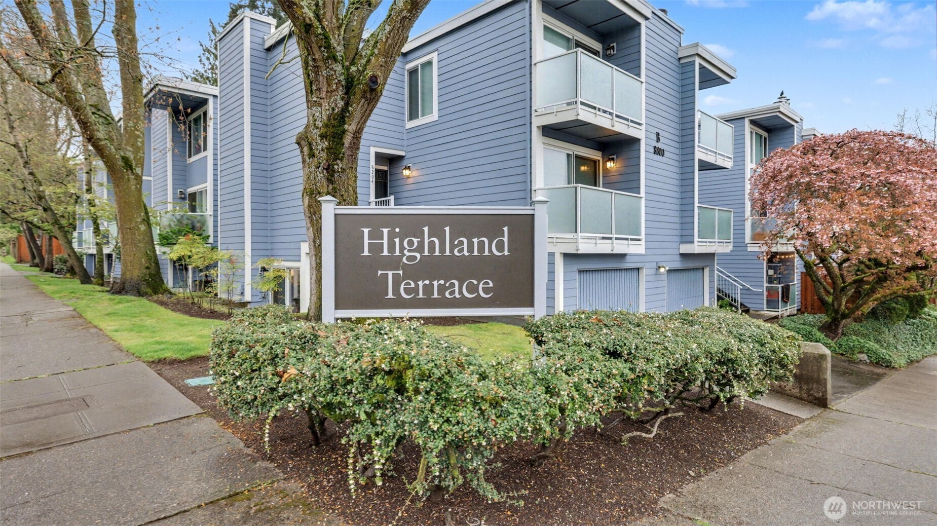 8800 20th Avenue NE Seattle WA 98115