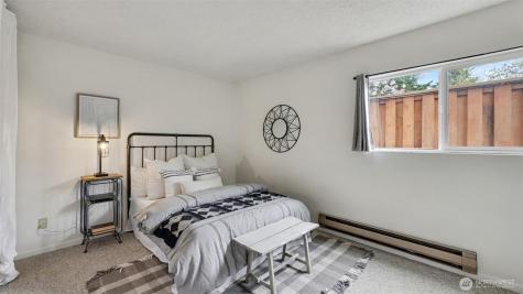 8800 20th Avenue NE Seattle WA 98115