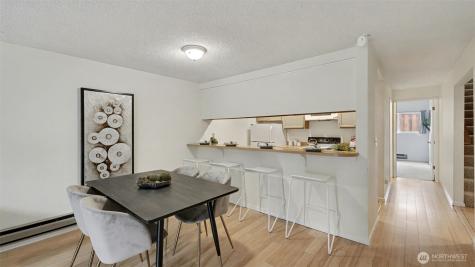 8800 20th Avenue NE Seattle WA 98115
