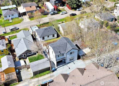 4834 25th Avenue SW Seattle WA 98106
