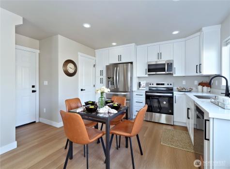 4834 25th Avenue SW Seattle WA 98106