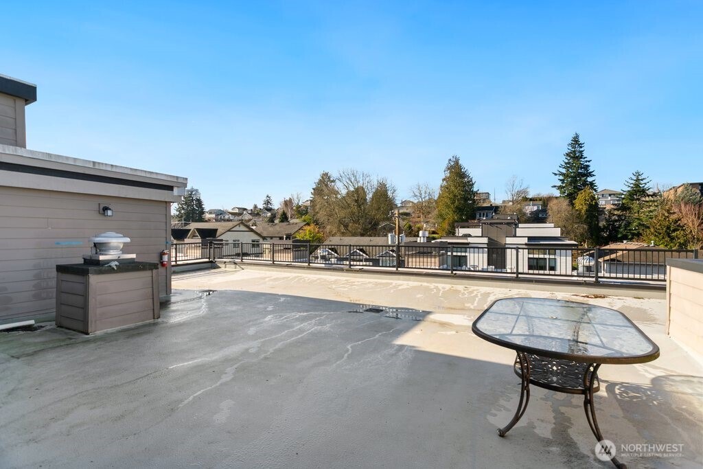 4831 Fauntleroy Way SW Seattle WA 98116