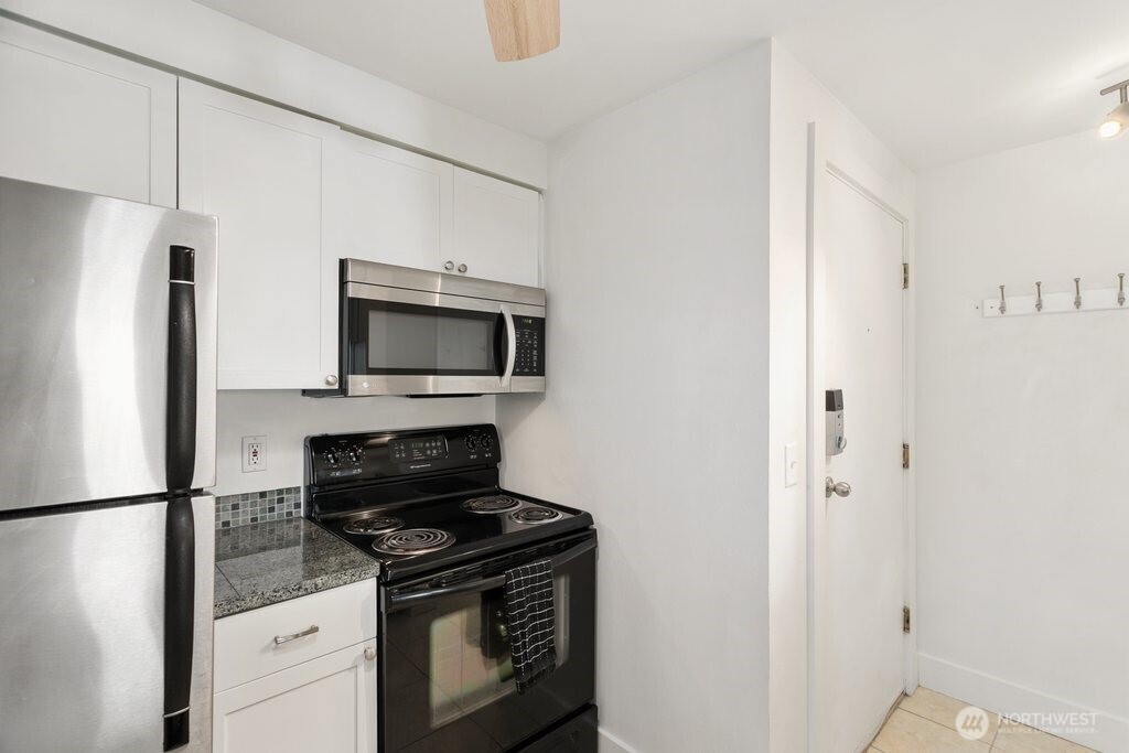 4831 Fauntleroy Way SW Seattle WA 98116