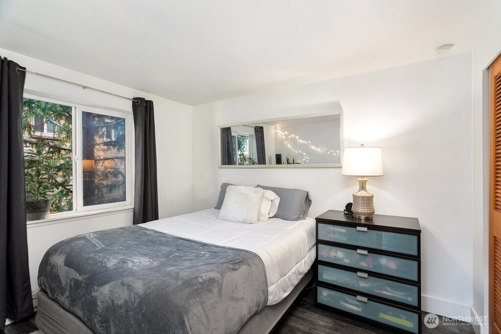 4831 Fauntleroy Way SW Seattle WA 98116