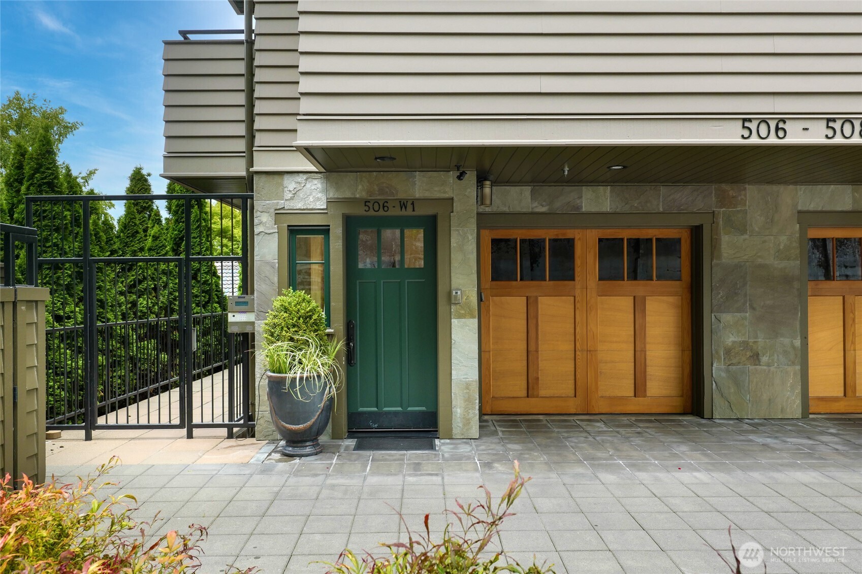 506 Lakeside Avenue S Seattle WA 98144