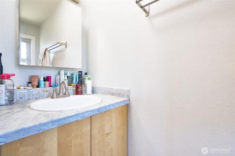 812 N 42nd Street Seattle WA 98103