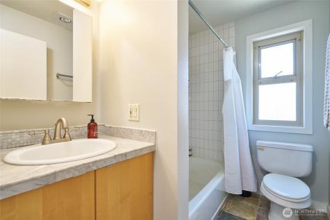 812 N 42nd Street Seattle WA 98103