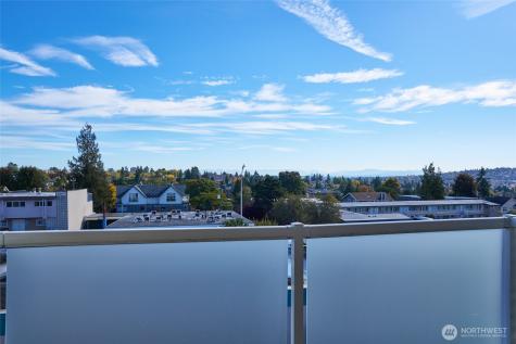 812 N 42nd Street Seattle WA 98103
