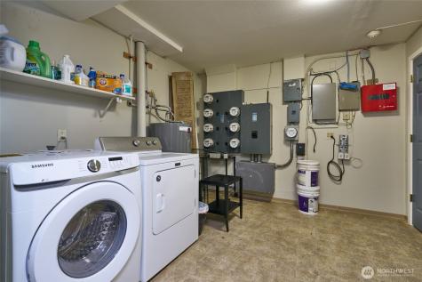 812 N 42nd Street Seattle WA 98103