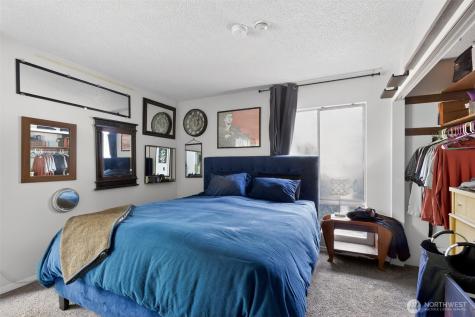 4813 180th Street SW Lynnwood WA 98037