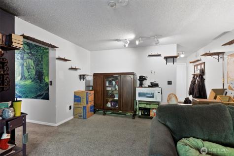 4813 180th Street SW Lynnwood WA 98037