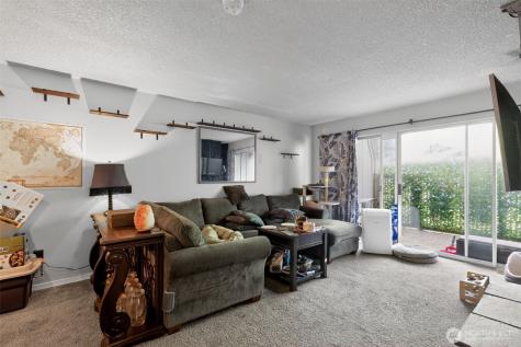 4813 180th Street SW Lynnwood WA 98037