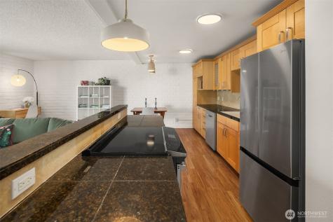 9909 NE 1st Bellevue WA 98004