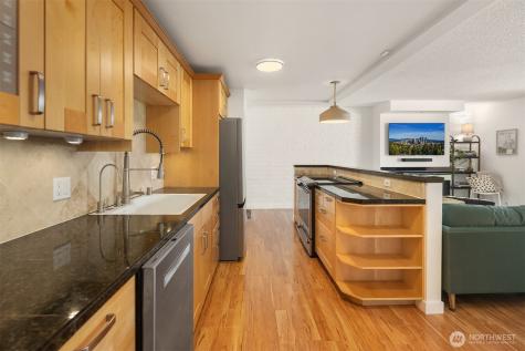 9909 NE 1st Bellevue WA 98004