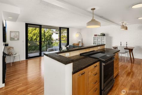 9909 NE 1st Bellevue WA 98004
