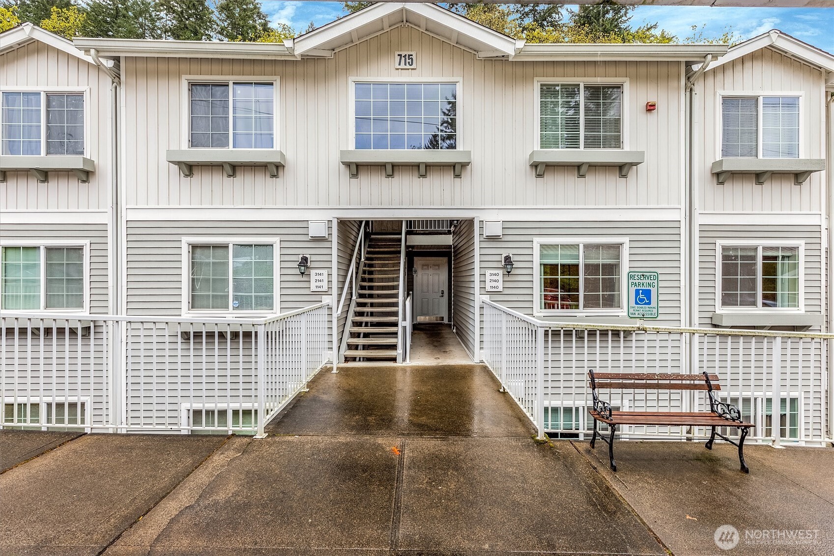 715 Harrington Place SE Renton WA 98058