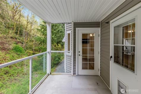 715 Harrington Place SE Renton WA 98058