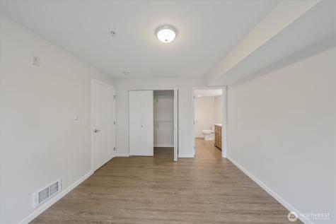 715 Harrington Place SE Renton WA 98058