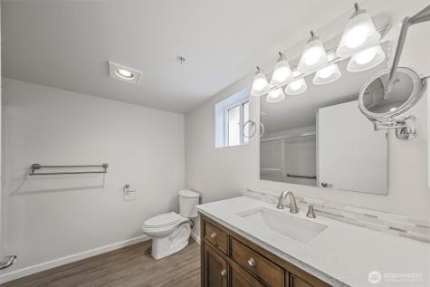715 Harrington Place SE Renton WA 98058