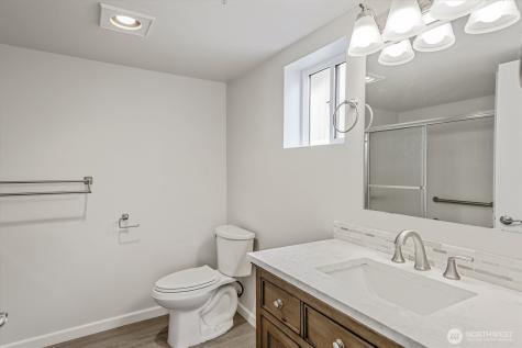 715 Harrington Place SE Renton WA 98058