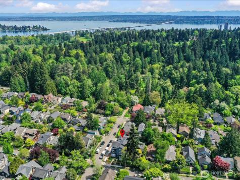2503 E Newton Street Seattle WA 98112