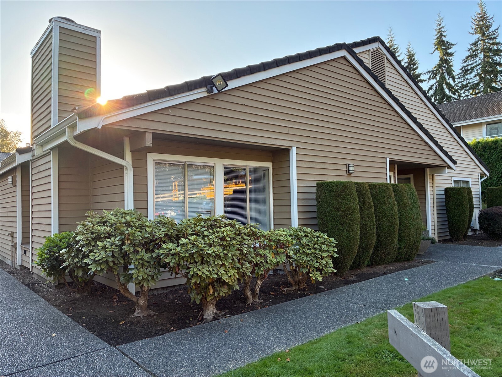 21301 52nd Avenue W Mountlake Terrace WA 98043