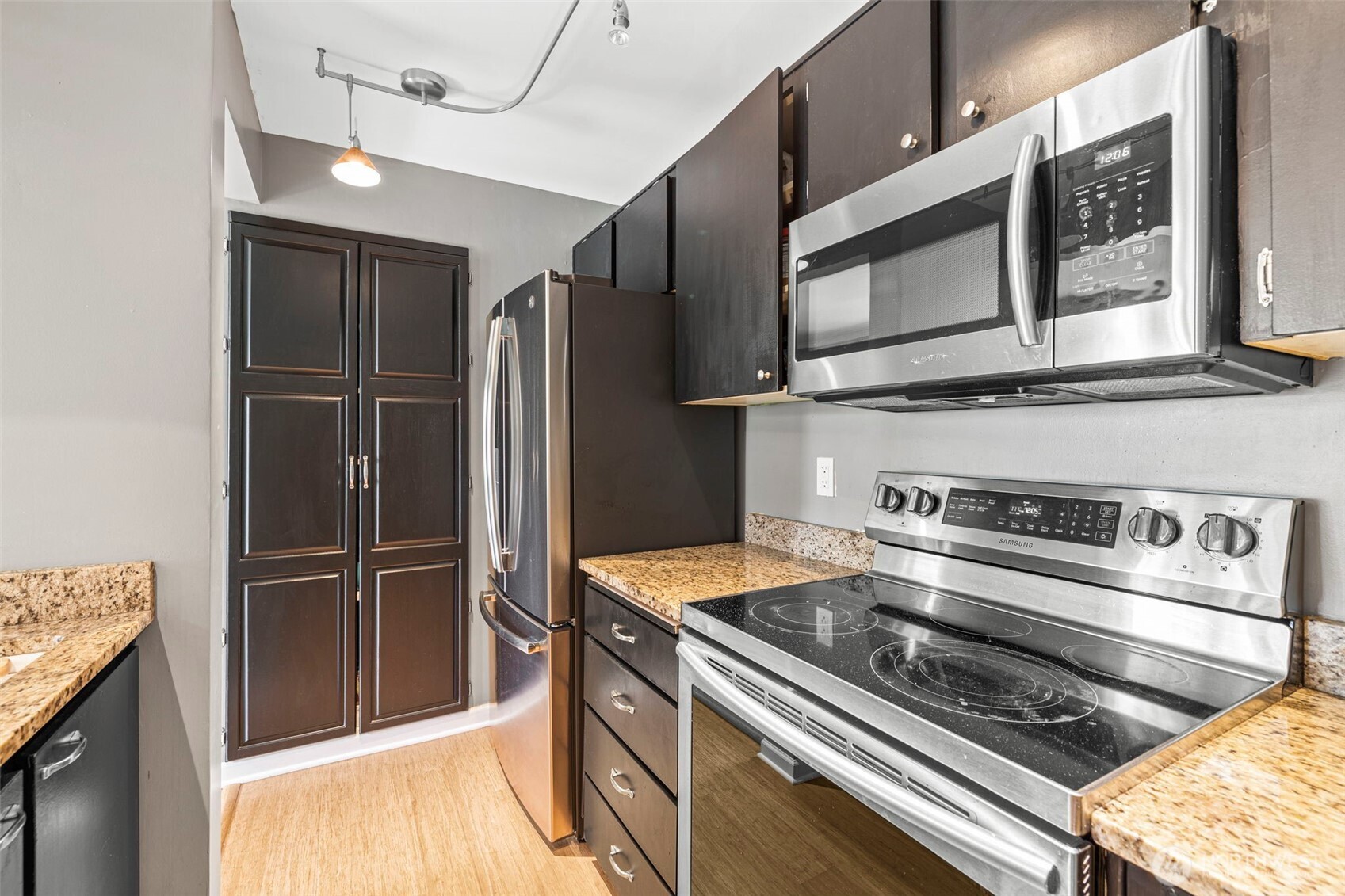 12933 127th Drive NE Kirkland WA 98034
