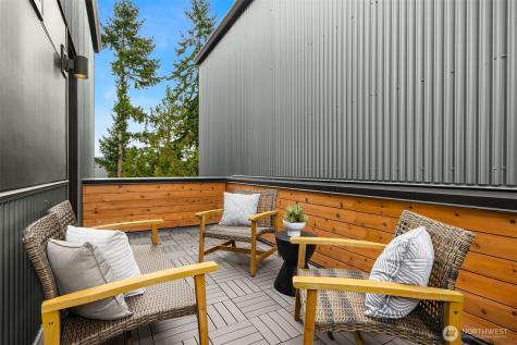 204 Shepard Way NW Bainbridge Island WA 98110