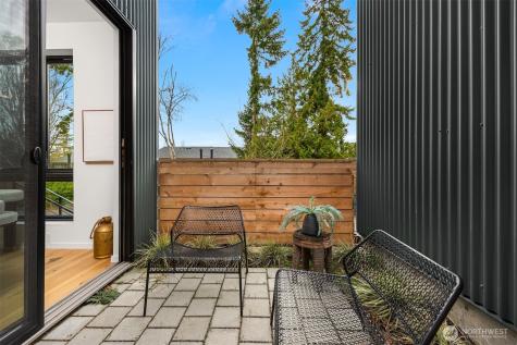 204 Shepard Way NW Bainbridge Island WA 98110