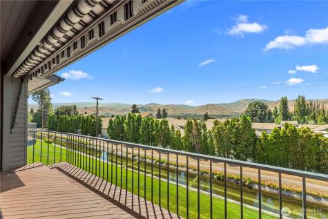 351 19th Street East Wenatchee WA 98802