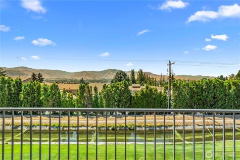351 19th Street East Wenatchee WA 98802