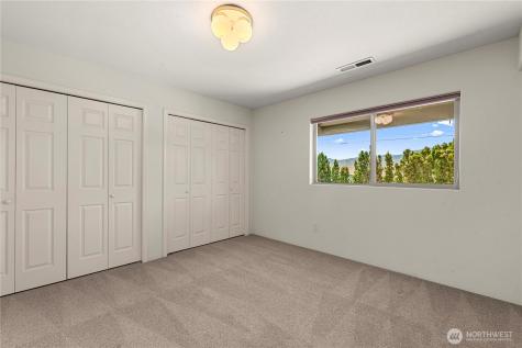 351 19th Street East Wenatchee WA 98802