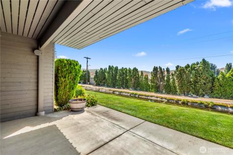 351 19th Street East Wenatchee WA 98802