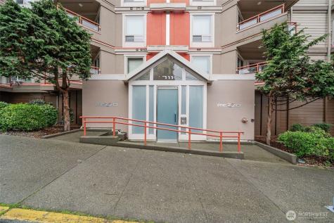 711 E Denny Way Seattle WA 98122