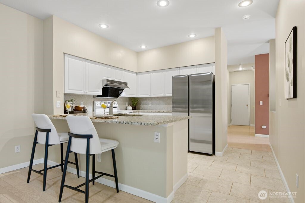 6699 SE Cougar Mountain Way Bellevue WA 98006