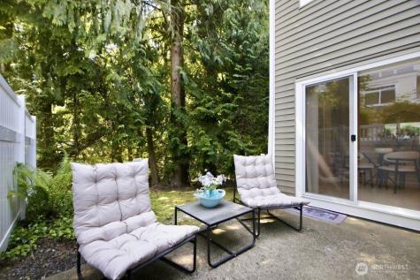 6699 SE Cougar Mountain Way Bellevue WA 98006