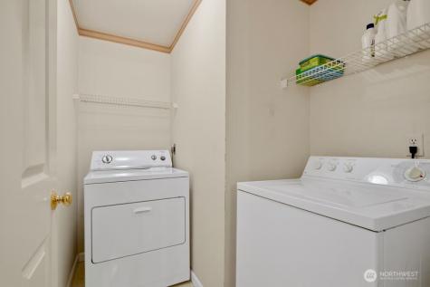 6699 SE Cougar Mountain Way Bellevue WA 98006