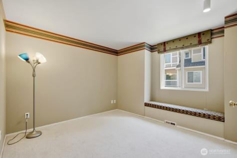 6699 SE Cougar Mountain Way Bellevue WA 98006